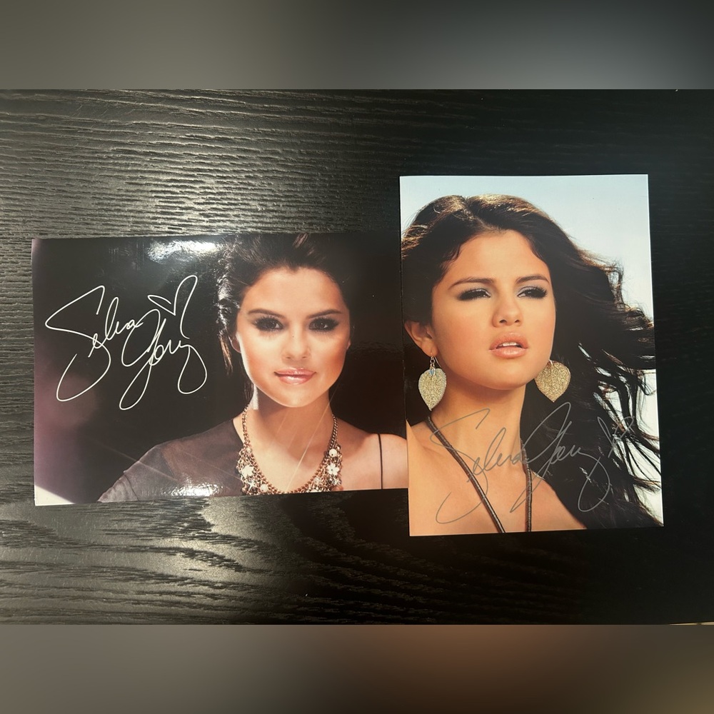 RARE Selena Gomez Signed Pictures (Printed)